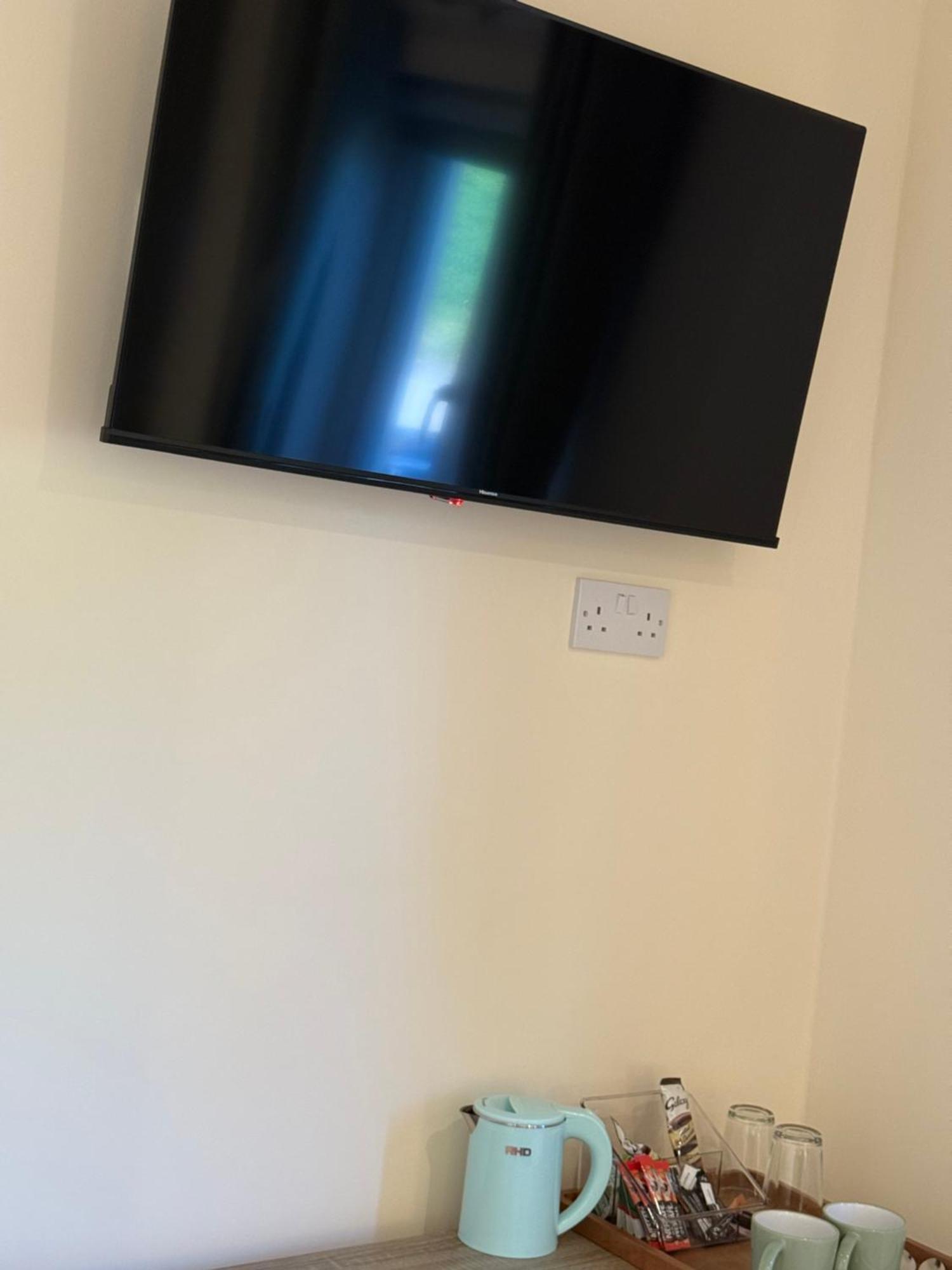The Ingram Arms Hotel Laughton  ภายนอก รูปภาพ